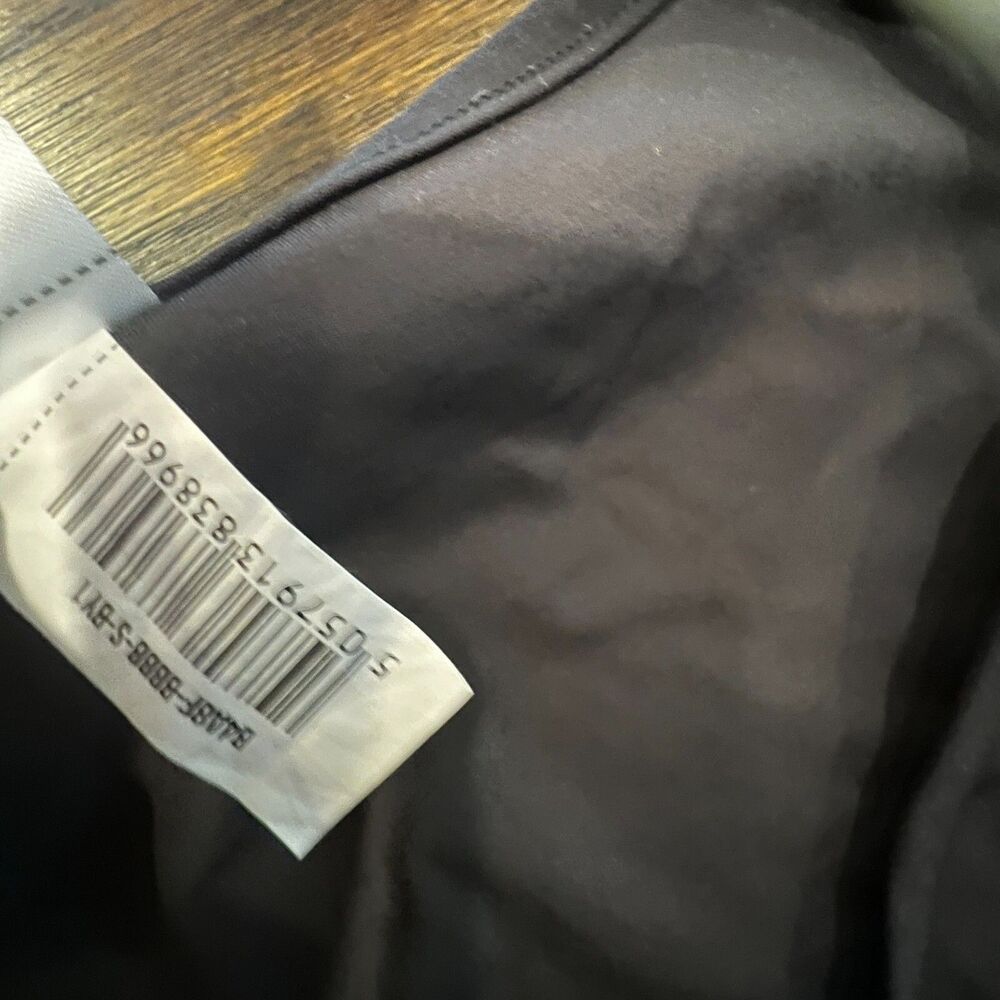 Gymshark Black Crossover Crop Top Activewear Women's Size small long sleeve - Picture 6 of 11